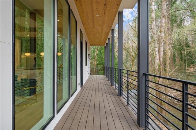 942 Peachtree Battle NW Circle, Atlanta, GA 30327