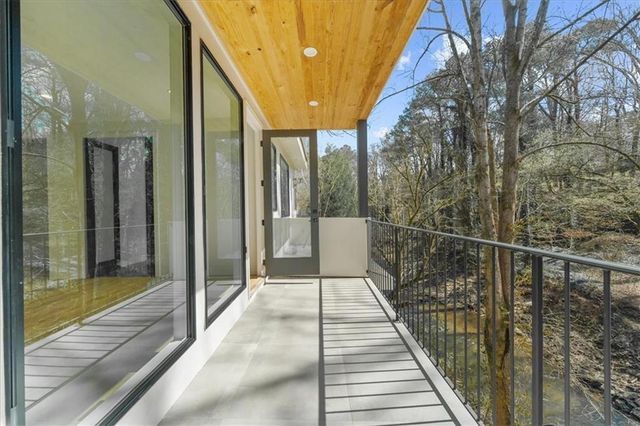 942 Peachtree Battle NW Circle, Atlanta, GA 30327