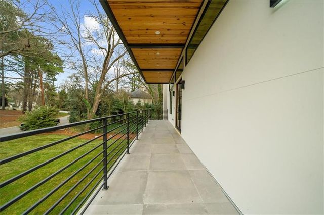 942 Peachtree Battle NW Circle, Atlanta, GA 30327