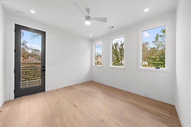 942 Peachtree Battle NW Circle, Atlanta, GA 30327