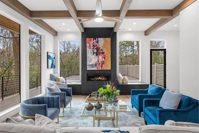 942 Peachtree Battle NW Circle, Atlanta, GA 30327