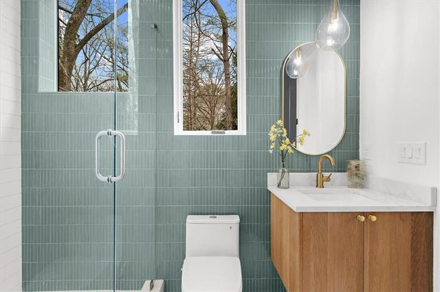 942 Peachtree Battle NW Circle, Atlanta, GA 30327