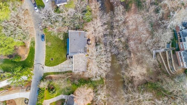 942 Peachtree Battle NW Circle, Atlanta, GA 30327