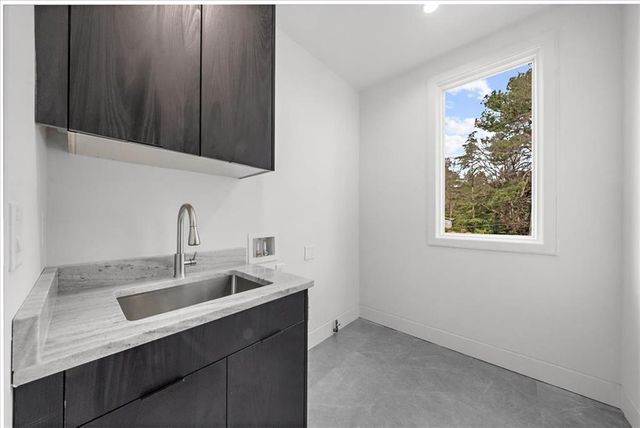 942 Peachtree Battle NW Circle, Atlanta, GA 30327