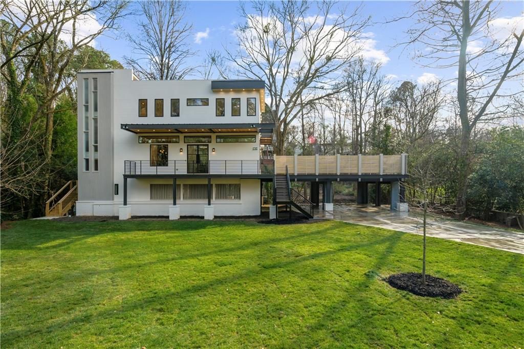 942 Peachtree Battle NW Circle, Atlanta, GA 30327