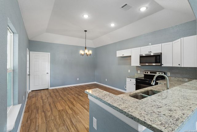 475 Corliss, San Antonio, TX 78220