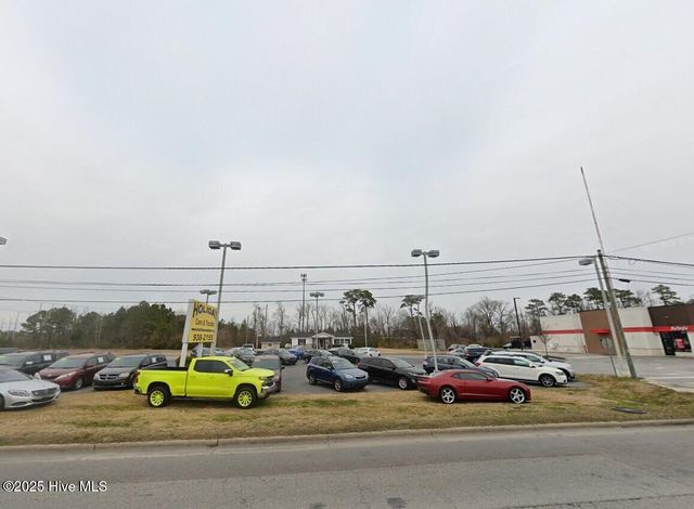 420 S Marine Boulevard, Jacksonville, NC 28540