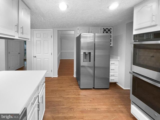 1 PEMBROOKE VIEW CT, Gaithersburg, MD 20877