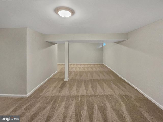 1 PEMBROOKE VIEW CT, Gaithersburg, MD 20877