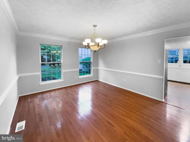 1 PEMBROOKE VIEW CT, Gaithersburg, MD 20877