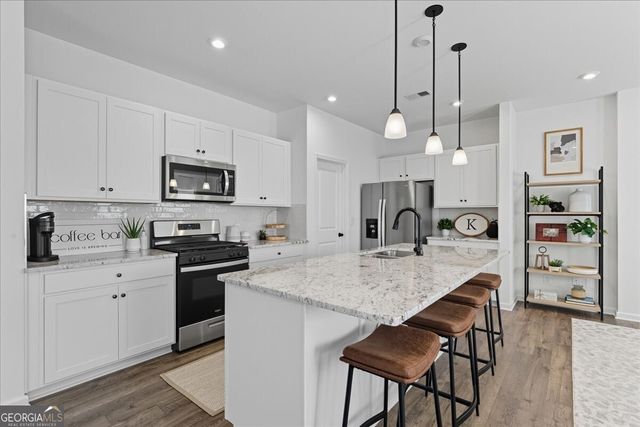 1174 Park Center Circle, Austell, GA 30168