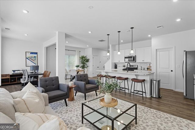 1174 Park Center Circle, Austell, GA 30168