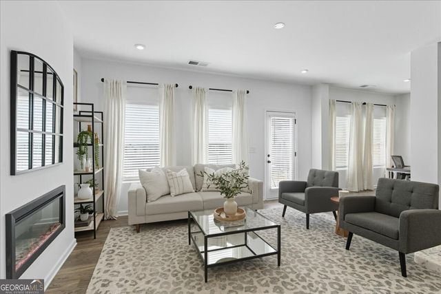 1174 Park Center Circle, Austell, GA 30168