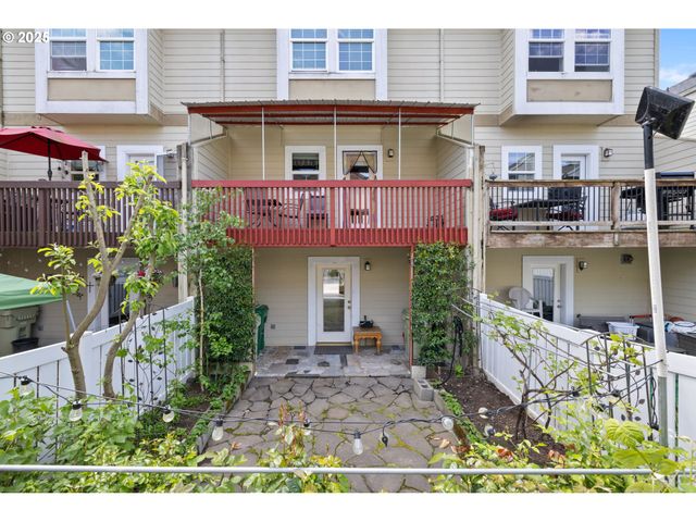 20035 Sw MONSON St, Beaverton, OR 97003