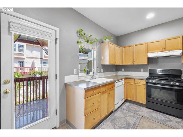 20035 Sw MONSON St, Beaverton, OR 97003