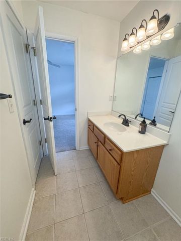 242 Bailey Park DR, Hampton, VA 23669