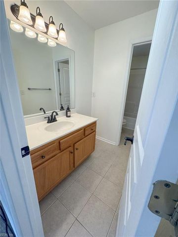 242 Bailey Park DR, Hampton, VA 23669
