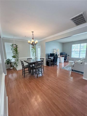 242 Bailey Park DR, Hampton, VA 23669