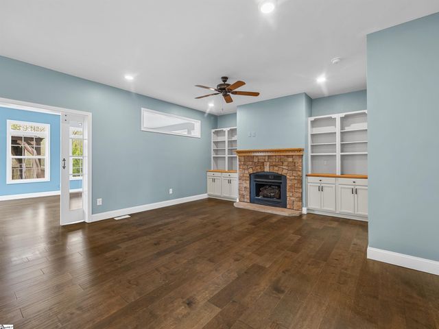 2500 S Blackstock Road, Landrum, SC 29356