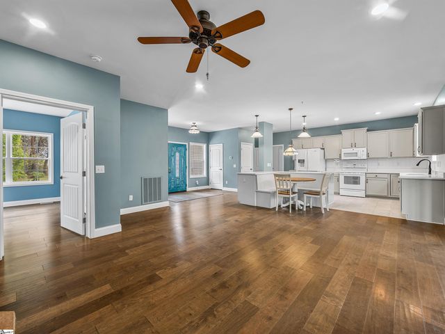 2500 S Blackstock Road, Landrum, SC 29356