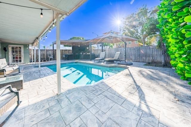 15568 SW 138th Pl, Miami, FL 33177