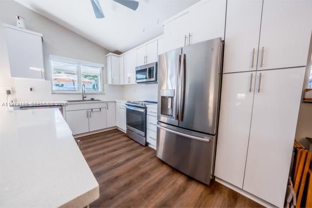 15568 SW 138th Pl, Miami, FL 33177