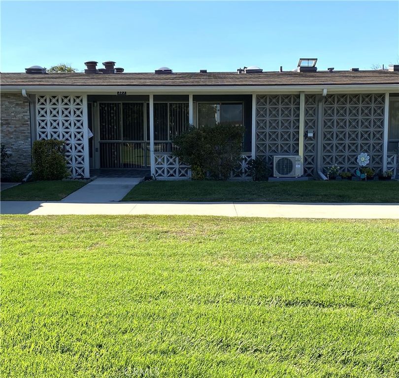 13751 St. Andrews Dr., M1-33J, Seal Beach, CA 90740 — photo 2