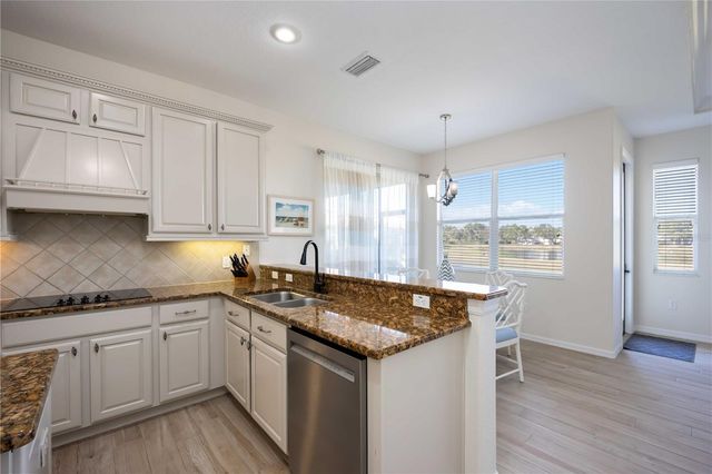 9109 WINTER HARBOUR WAY, Bradenton, FL 34212