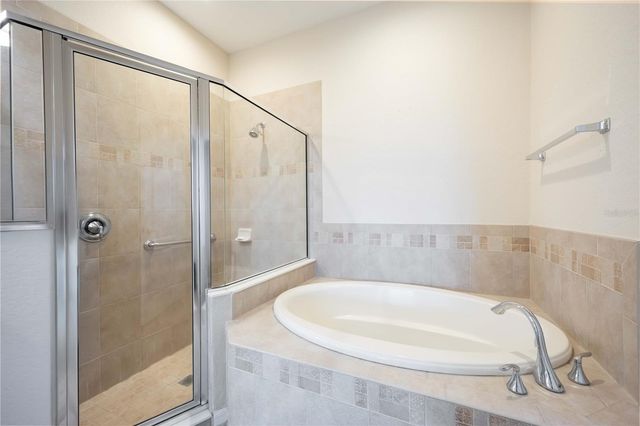 9109 WINTER HARBOUR WAY, Bradenton, FL 34212