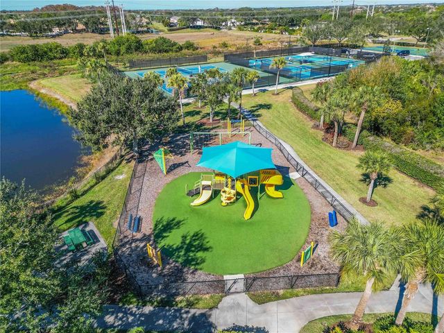 9109 WINTER HARBOUR WAY, Bradenton, FL 34212