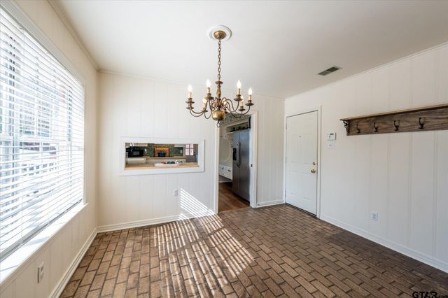 1921 Sterling Dr., Tyler, TX 75701