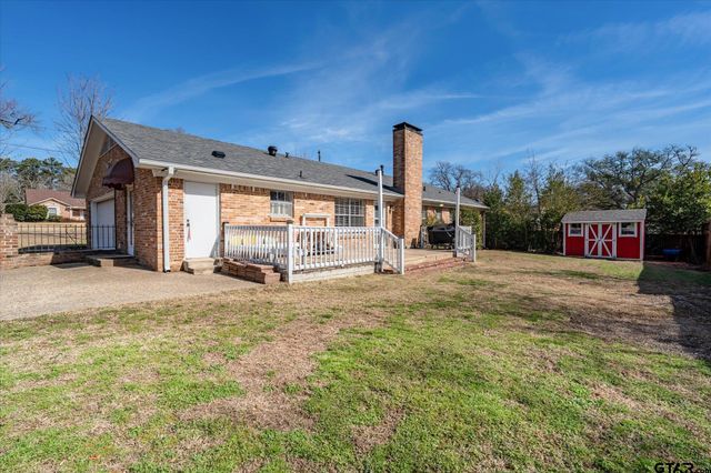 1921 Sterling Dr., Tyler, TX 75701