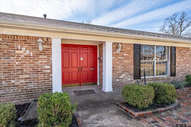 1921 Sterling Dr., Tyler, TX 75701