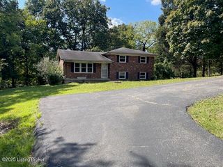 246 Eva-Michele Ln, Clermont, KY 40110