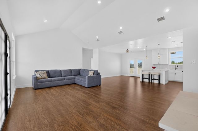 204 County Road 1001, Greenville, TX 75401