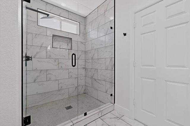 204 County Road 1001, Greenville, TX 75401
