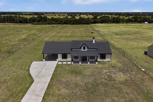 204 County Road 1001, Greenville, TX 75401