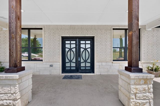 204 County Road 1001, Greenville, TX 75401