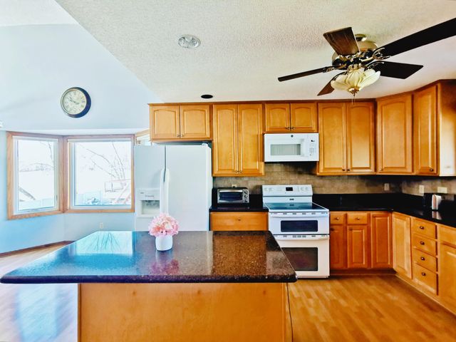 16347 Adret Court, Eden Prairie, MN 55346