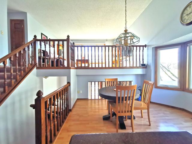 16347 Adret Court, Eden Prairie, MN 55346