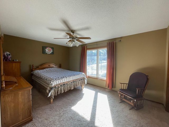 16347 Adret Court, Eden Prairie, MN 55346