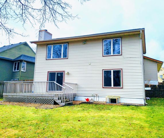 16347 Adret Court, Eden Prairie, MN 55346