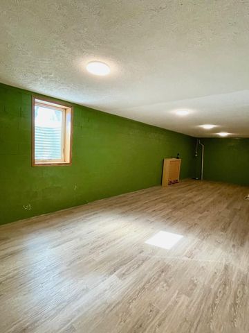 16347 Adret Court, Eden Prairie, MN 55346