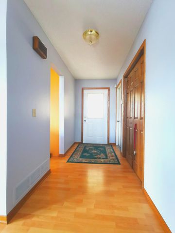 16347 Adret Court, Eden Prairie, MN 55346