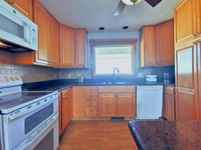 16347 Adret Court, Eden Prairie, MN 55346