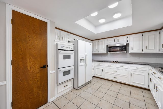 2404 Heather Hill Lane, Plano, TX 75075