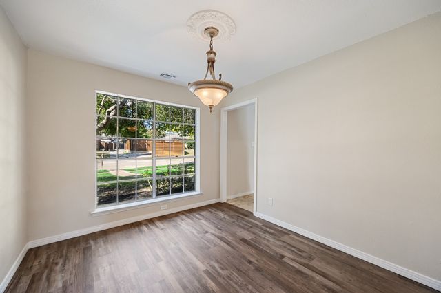 2404 Heather Hill Lane, Plano, TX 75075