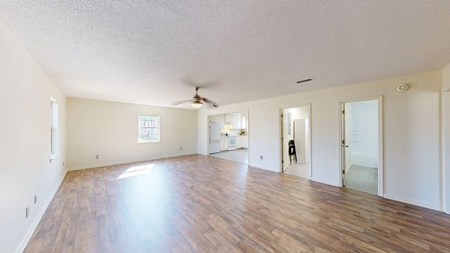 102 S Davis Street, Columbia, AL 36319