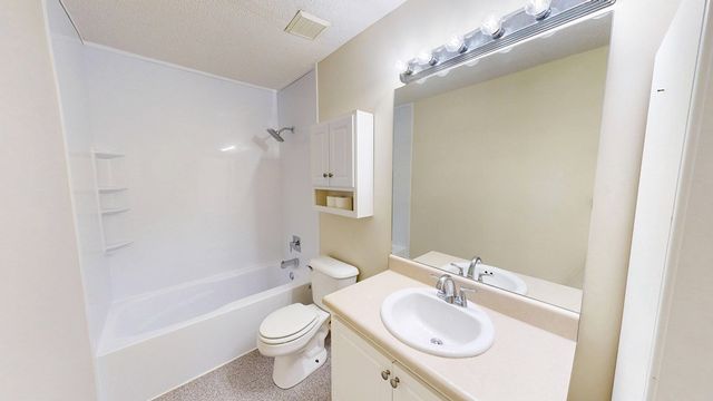 102 S Davis Street, Columbia, AL 36319