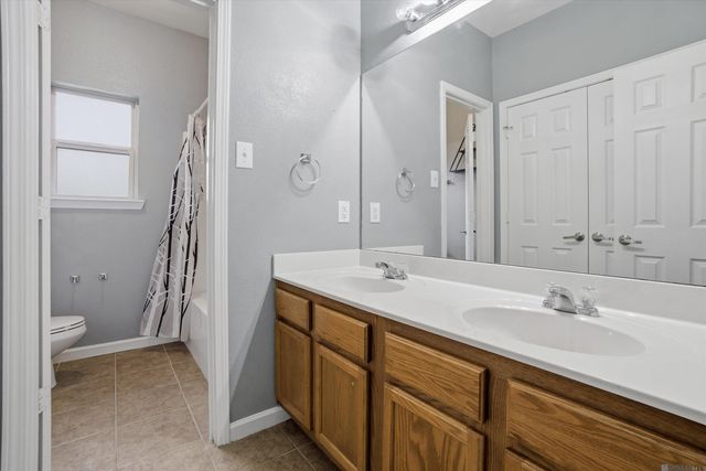 26079 Burlwood Ave, Denham Springs, LA 70726